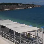 아파트 Il Gabbiano Casa Al Mare 비쉘리에